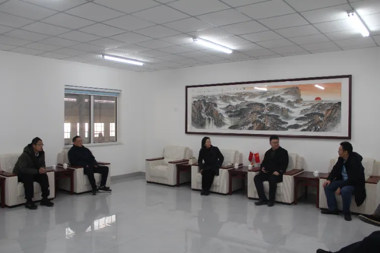 Fabrikayı Ziyaret Etmek ve İşbirliğini Keşfetmek İçin Shandong Mimarlık Üniversitesi'nden Bir Heyete Hoş Geldiniz